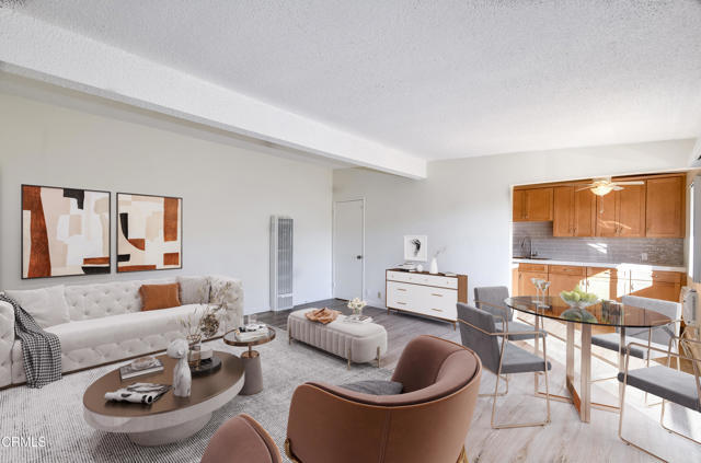 Building Photo - 2707 Montrose Ave