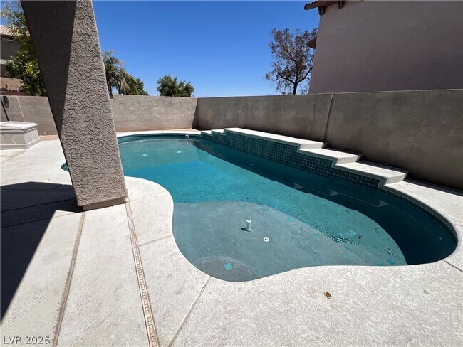 Building Photo - 9460 Glendora Valley St