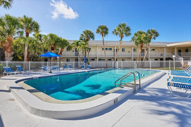 Building Photo - 500 S Washington Dr