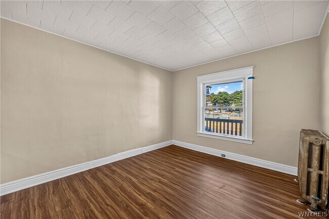 Building Photo - 563 Humboldt Pkwy