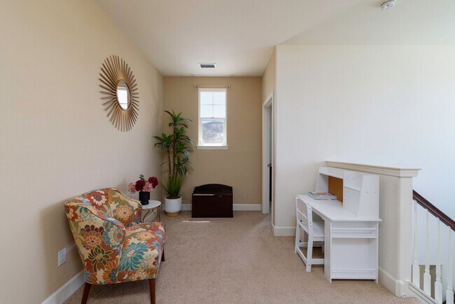 Building Photo - Spacious Home in Damonte Ranch - Large Backyard!