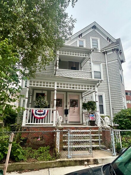 Building Photo - 86 Avon St