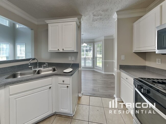 Building Photo - 3927 Brandon Lee Way