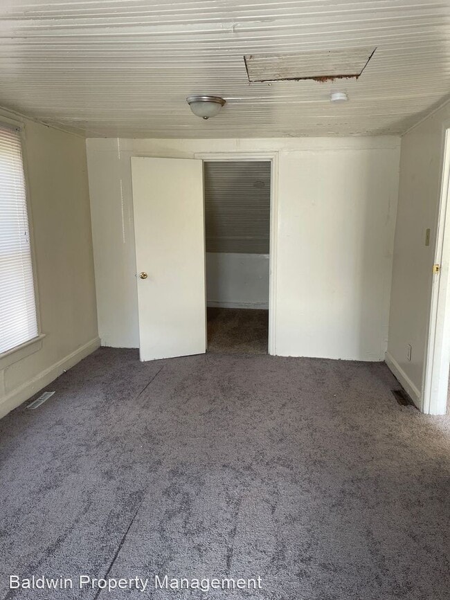 Building Photo - 4 br, 2 bath House - 2014 DELLABROOK ROAD