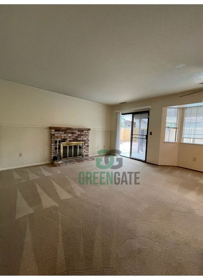 Building Photo - PRICE REDUCED! Beautiful 3 bedroom 2.5 Bath home READY NOW in MODESTO!! With POOL!!