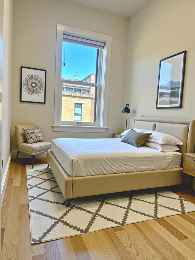 Building Photo - 8 Grove St