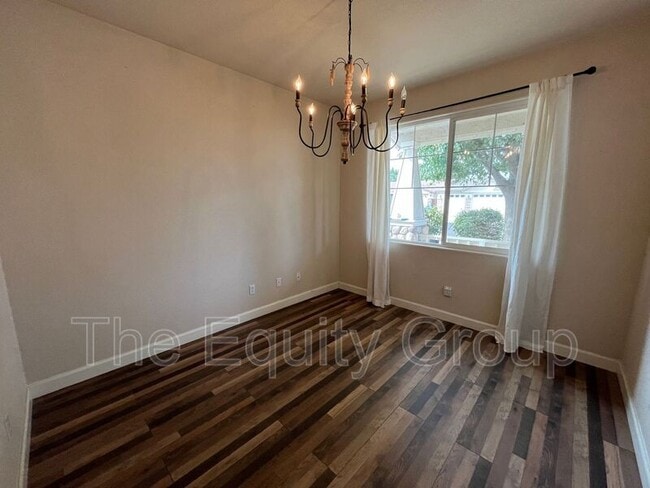 Building Photo - 2287 W Wall Ct