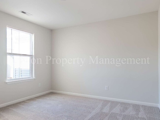 Building Photo - 9044 Laurel Bay Ln