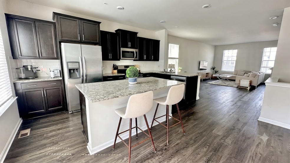 Building Photo - 7963 Patterson Way