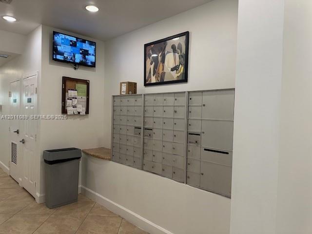 Building Photo - 2630 SW 28th St