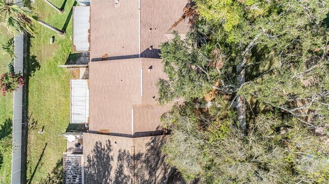 Building Photo - 2582 Bentley Dr