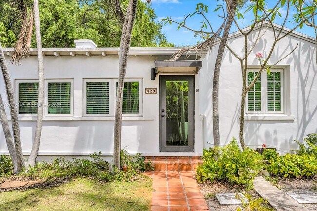 Building Photo - 429 NE 73rd St