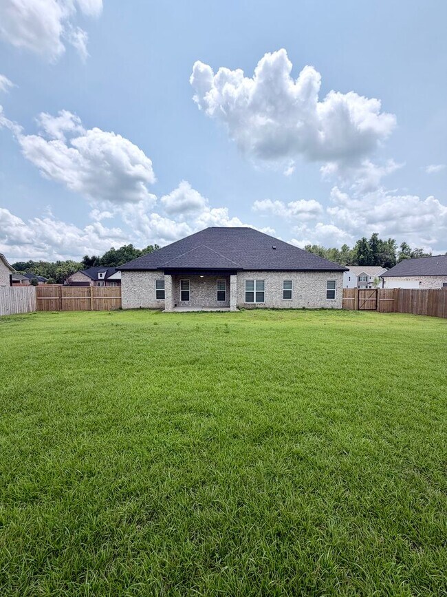 Building Photo - 424 Cannon Pt Dr