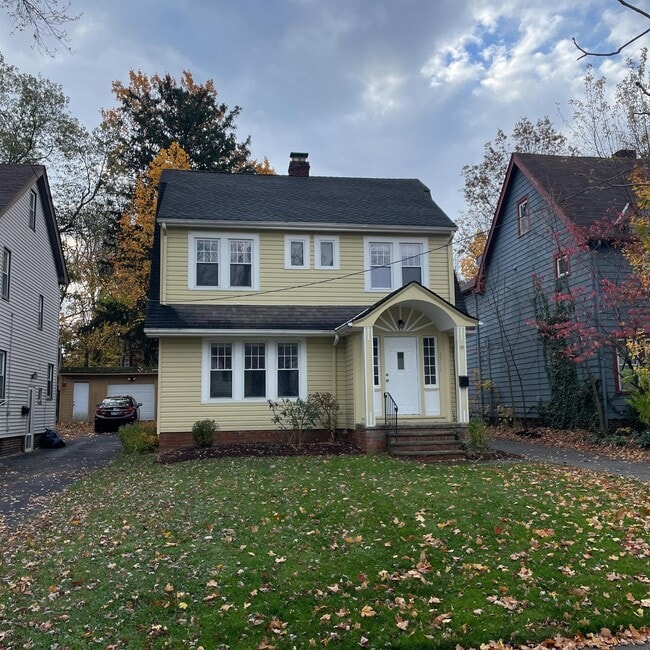 Primary Photo - 3916 Orchard Rd