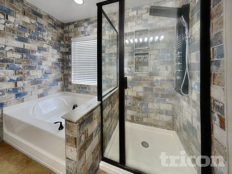 Building Photo - 10327 Celtic Ash Dr