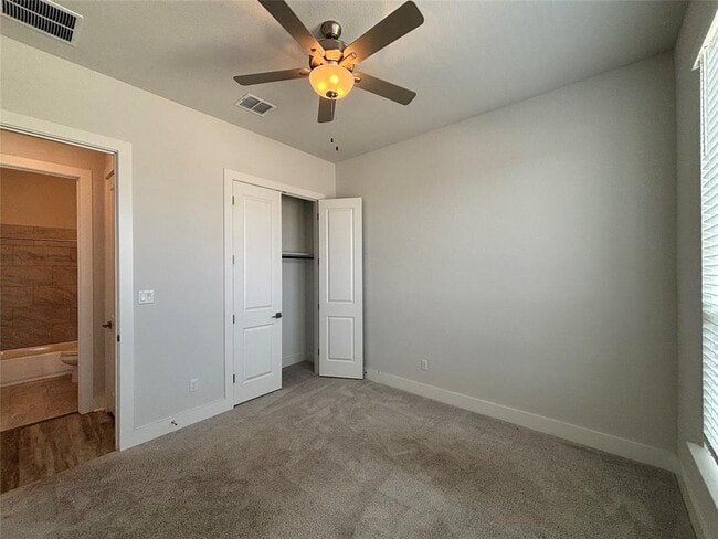 Building Photo - 19521 Tranquility Fls Cv