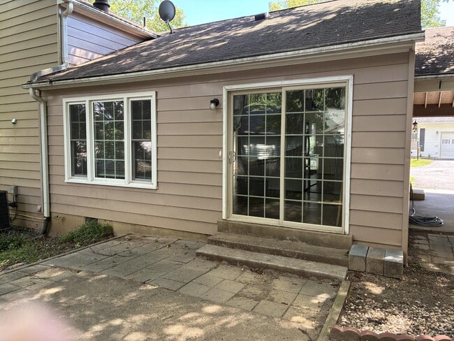 Building Photo - 4834 King Solomon Dr