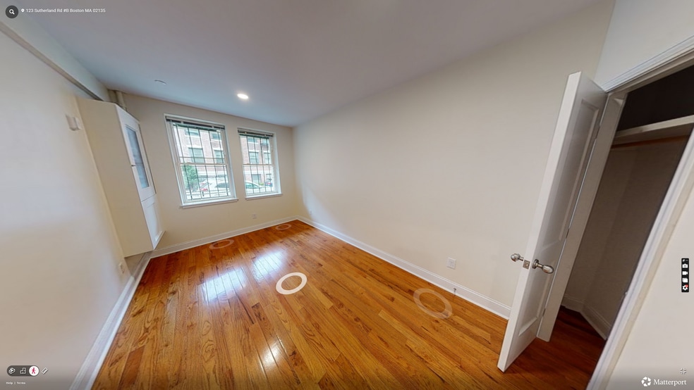 Building Photo - 21 Sutherland Rd