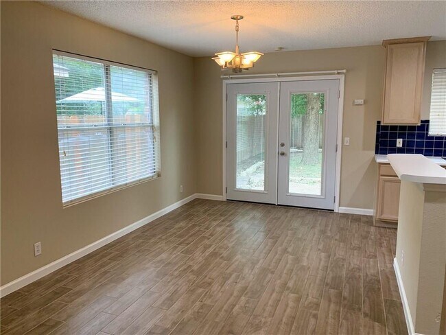 Building Photo - 9617 Copper Creek Dr
