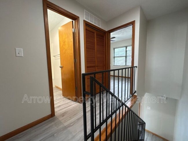 Building Photo - 1232 S Jackson St