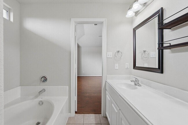 Building Photo - 12553 Canyon Hill Drive