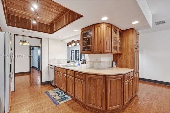 Building Photo - 5380 SW 8th Ct