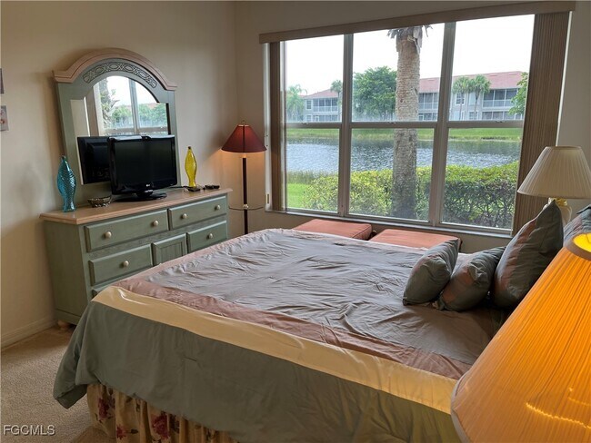 Building Photo - 9636 Hemingway Ln