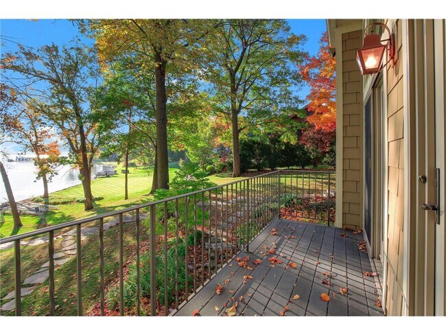 Building Photo - 2648 Casco Point Rd