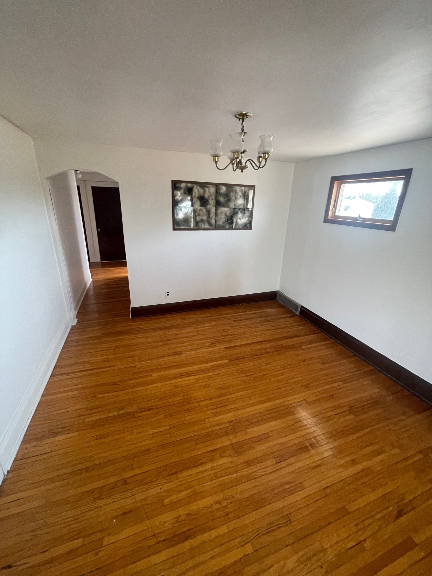 Dining Room - 81 Paxford Plz