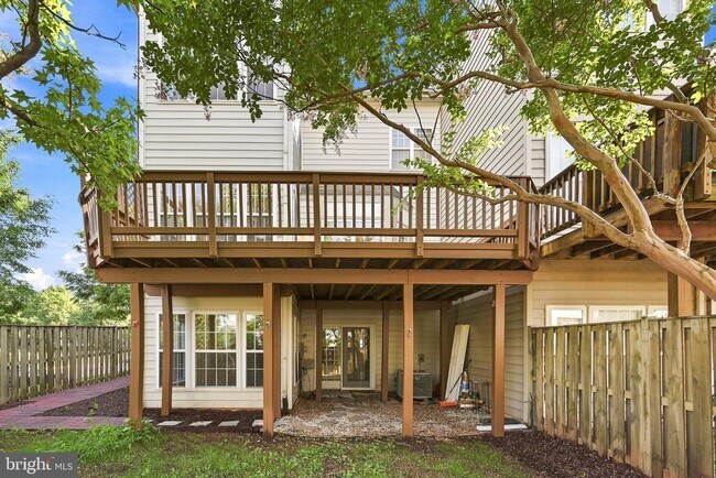 Building Photo - 45805 Marlane Terrace