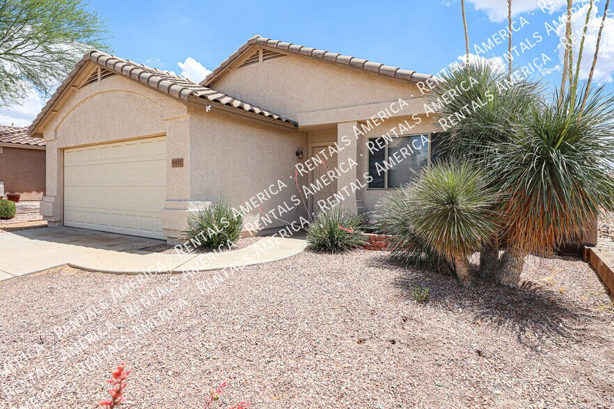 Building Photo - 6437 W Saddlehorn Rd