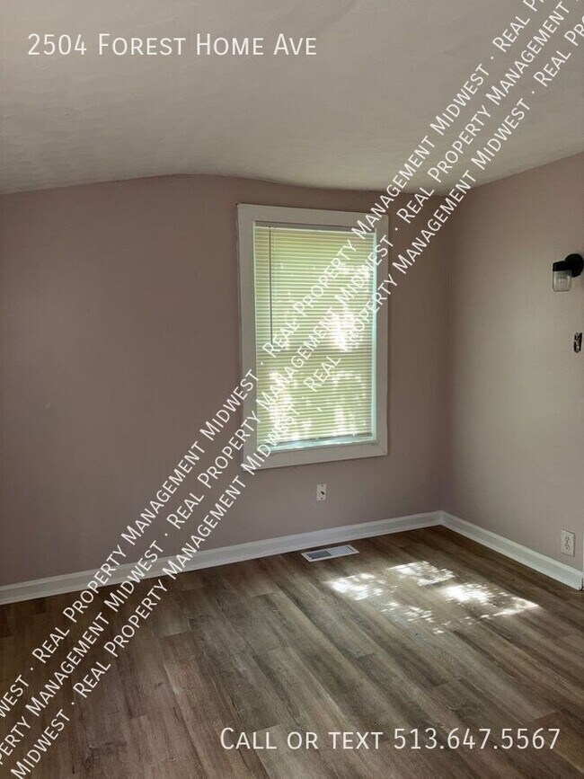 Building Photo - 2504 Forest Home Ave