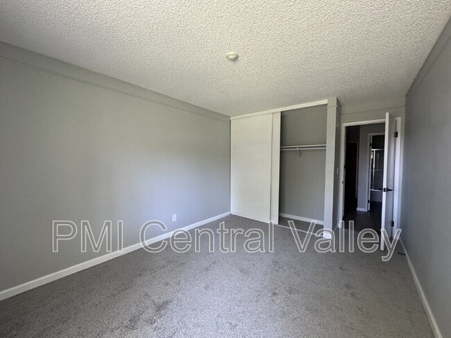 Building Photo - 39865 Cedar Blvd