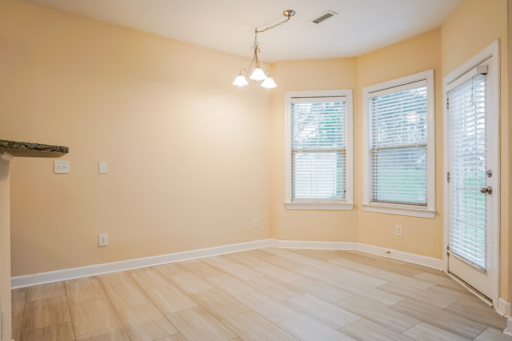 Building Photo - 805 New Charleston Dr