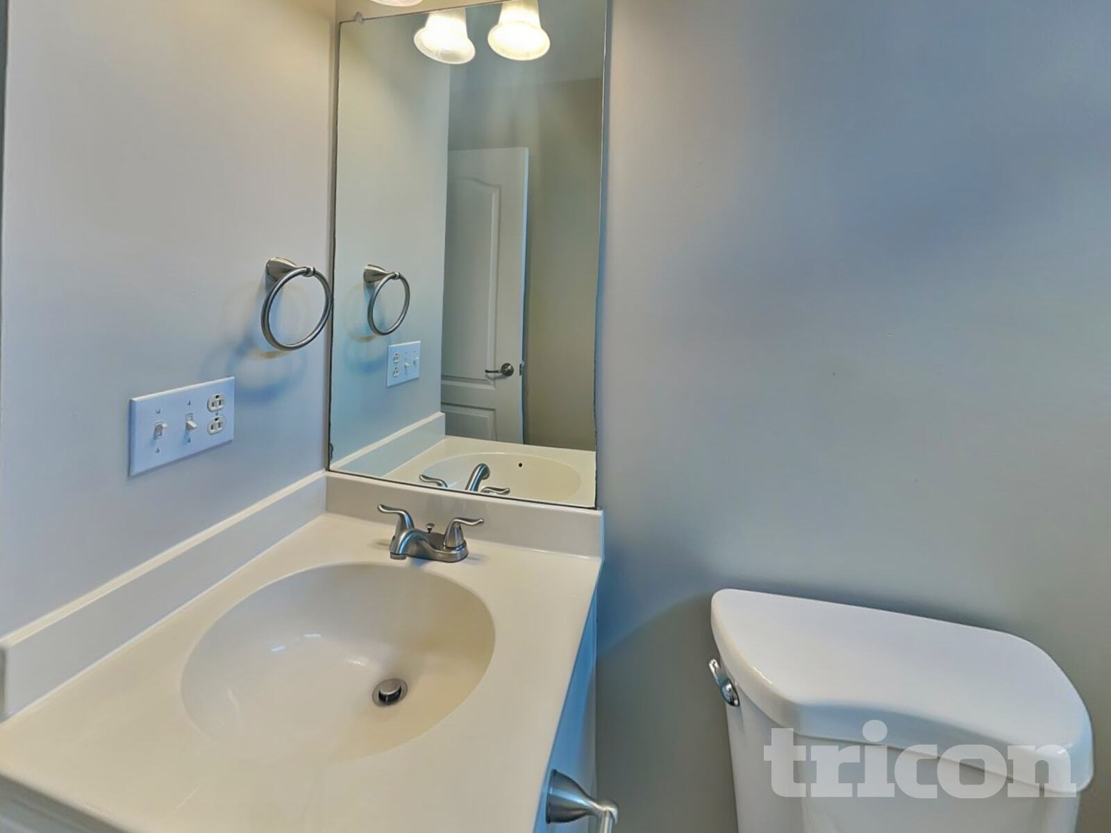 Building Photo - 505 Arabian Ln