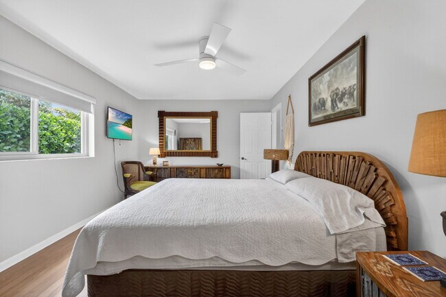 Building Photo - 6372 Sleepy Willow Way