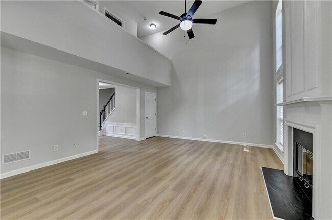 Building Photo - 340 Waddington Trail