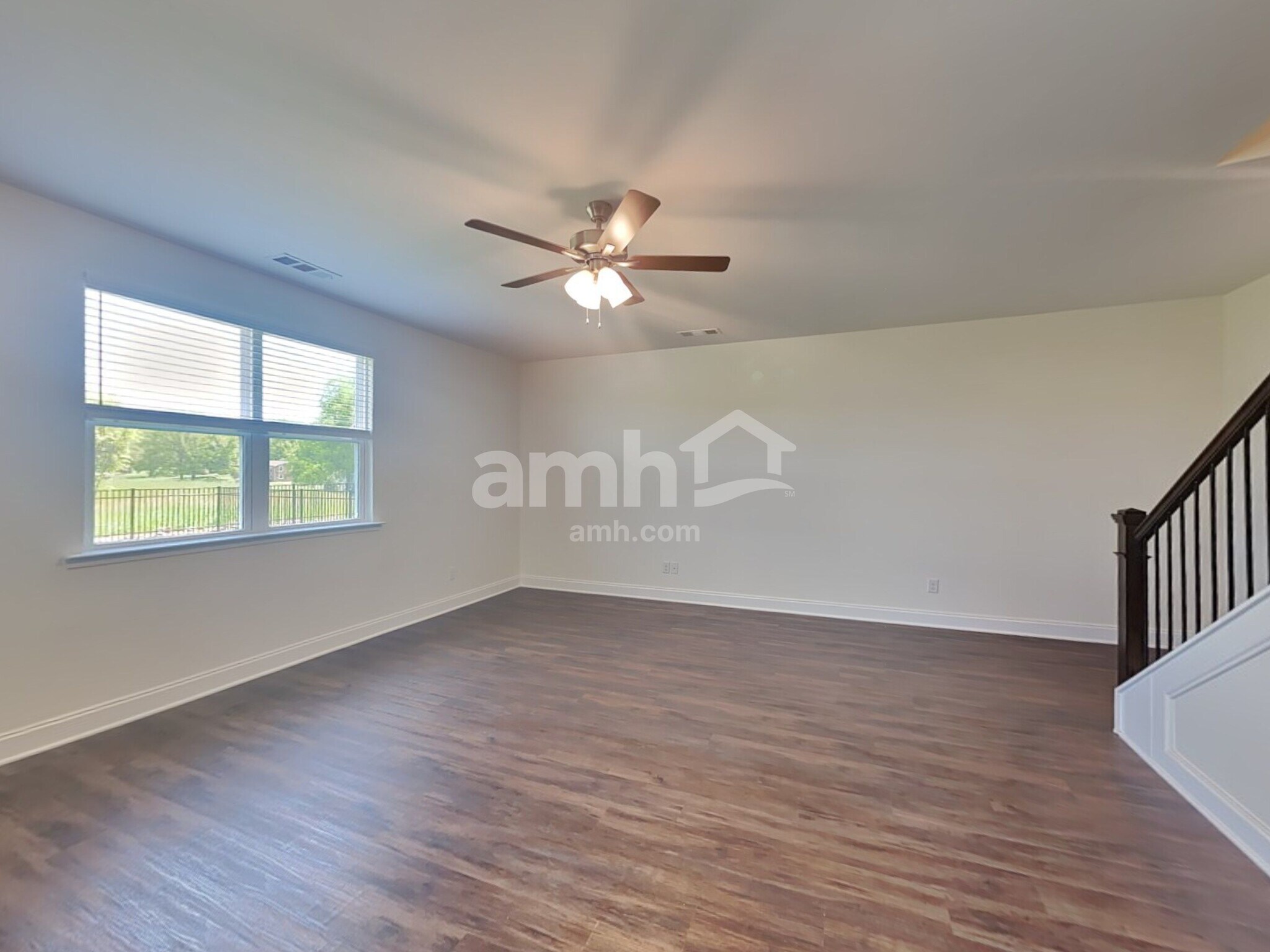 Building Photo - 902 Ronnie Rd