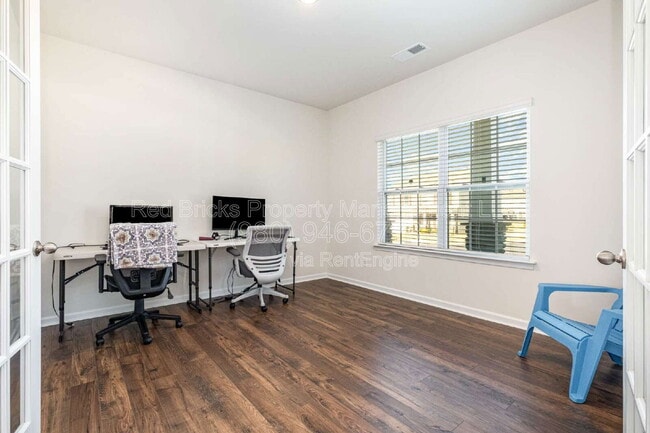 Building Photo - 10759 Adair Wds Dr