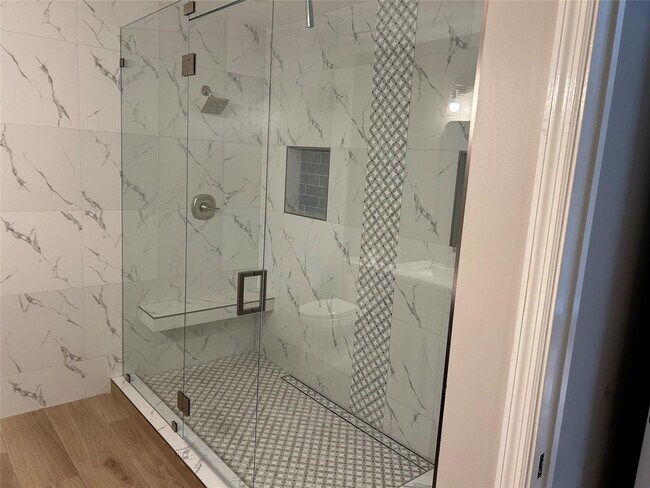 Building Photo - 7430 Ashley Shores Cir