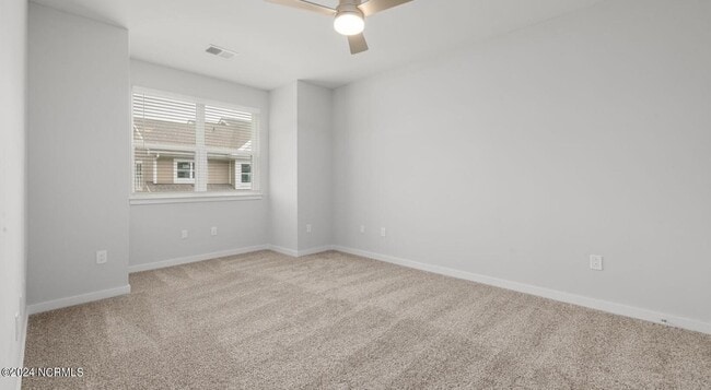 Building Photo - 8067 Purchase Ne Pl