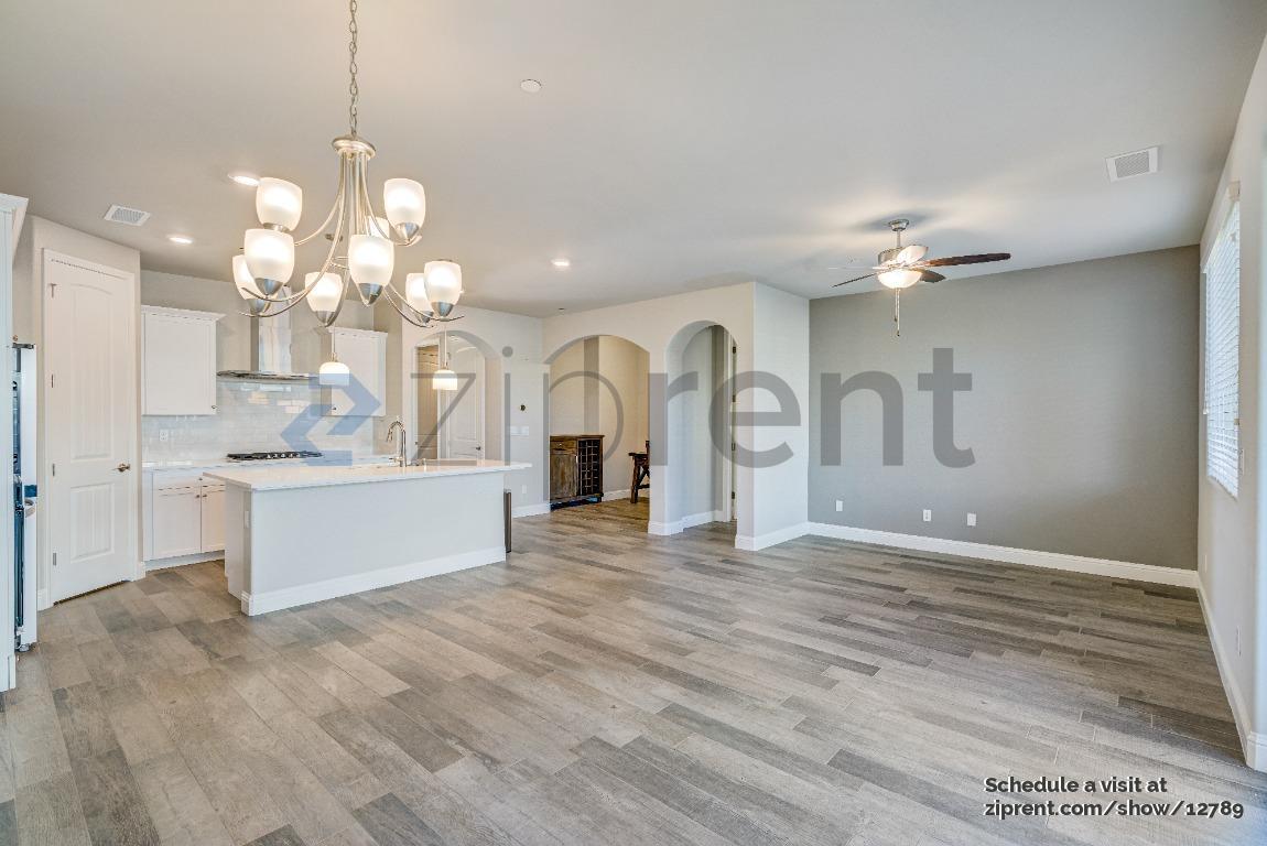 Building Photo - 1350 E Via Sentieri Dr