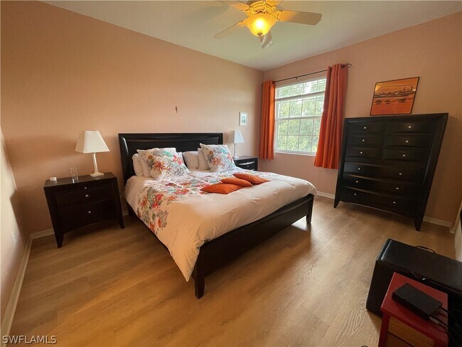 Building Photo - 2021 Crestview Way