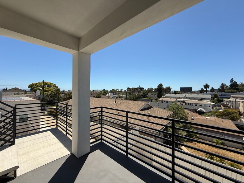Building Photo - 615 Manchester Terrace