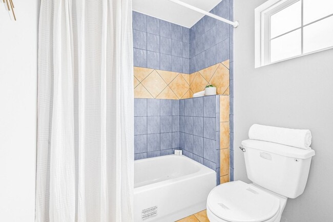 Building Photo - 106 OSE Rentals LLC