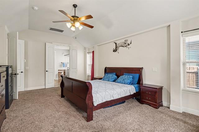 Building Photo - 2412 Lynbridge Dr
