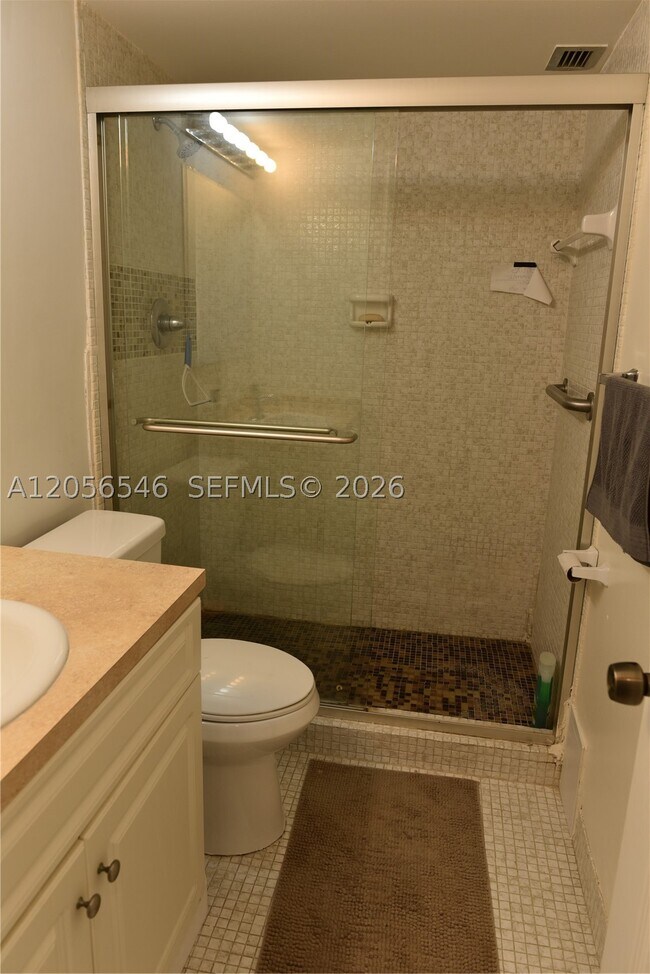 Building Photo - 5555 Collins Ave