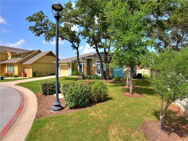 Building Photo - 10911 Rock Island Dr