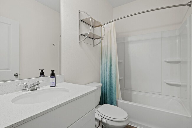 Building Photo - 6306 Highland Trl Dr