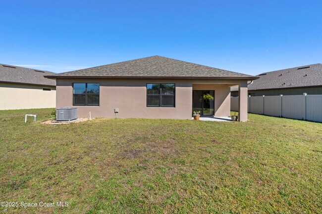 Building Photo - 3085 Cerulean Ct